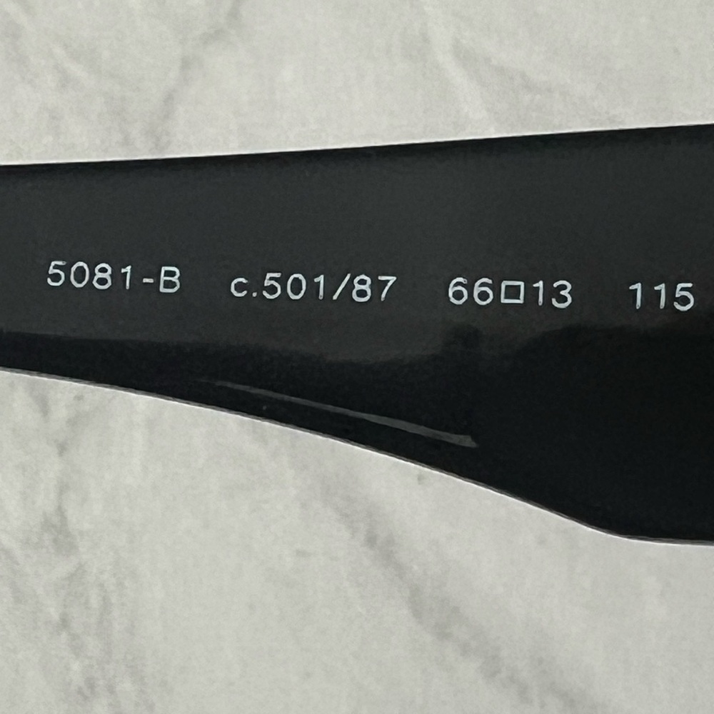 Stylish authentic CHANEL Black Sunglasses with Swarovski crystal logo sides - Picture 6 of 9